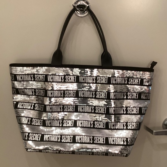 Victoria Secret Black and Silver Sequin Bling Tote Weekender Bag - Picture 1 of 16